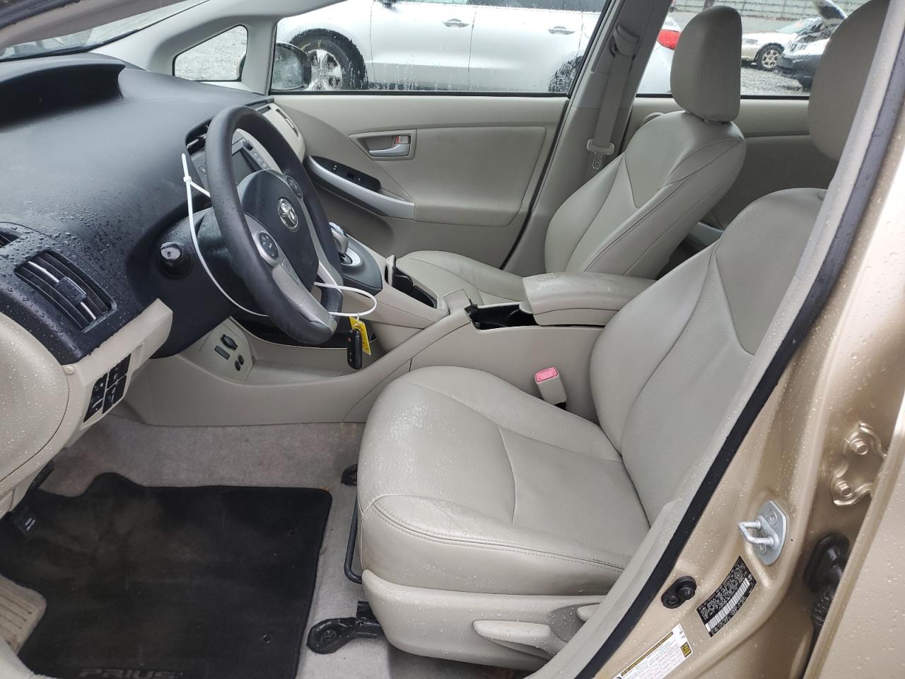 2011 Toyota Prius - Image 7