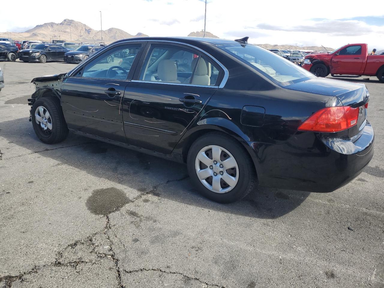 2010 Kia Optima - Image 2