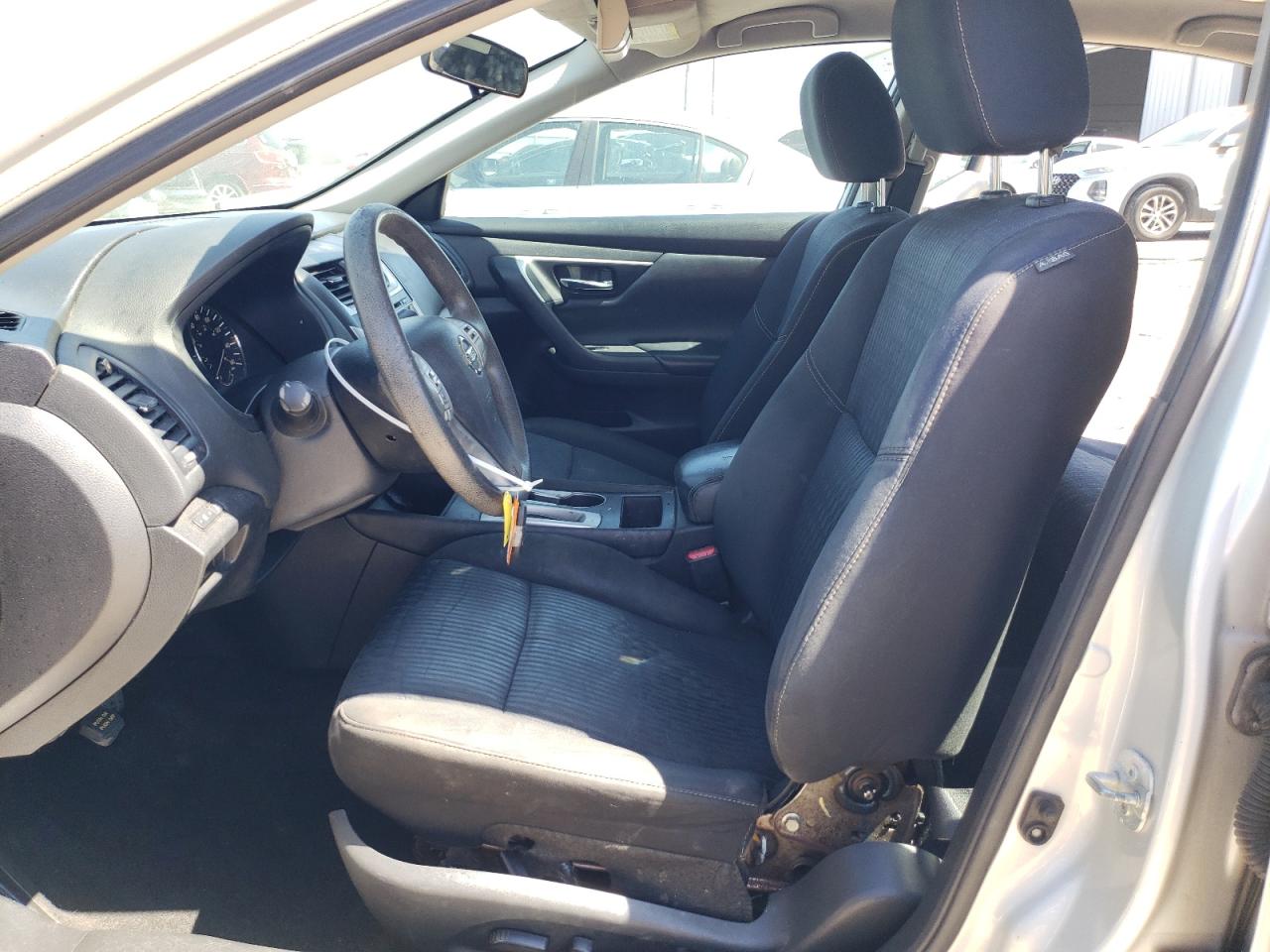 2016 Nissan Altima - Image 7