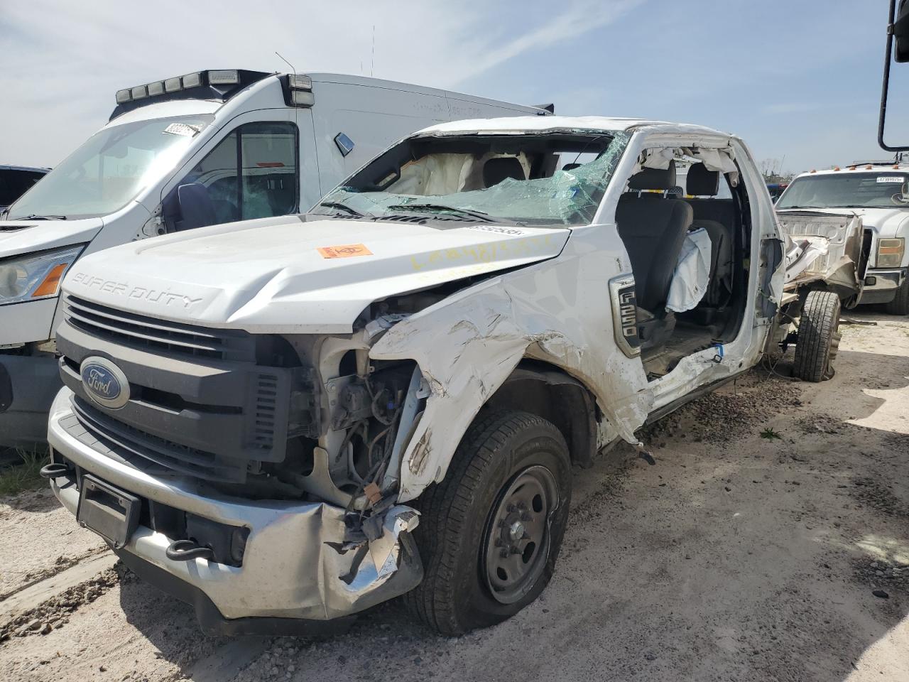 2019 Ford F250 - Image 2