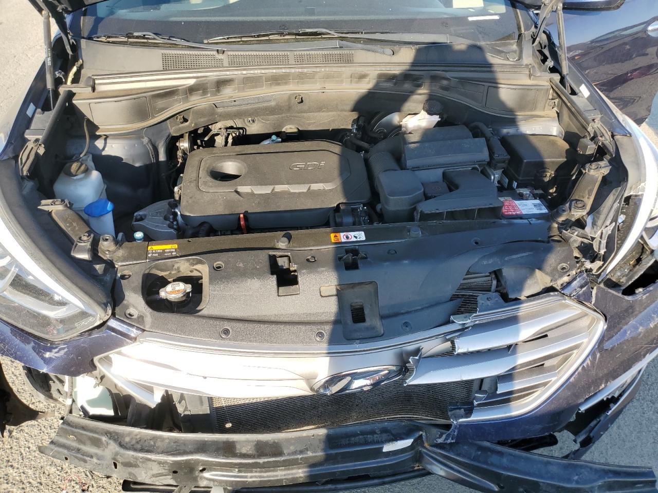 2017 Hyundai Santa Fe - Image 12