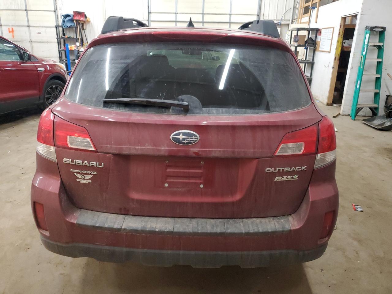 2014 Subaru Outback - Image 6