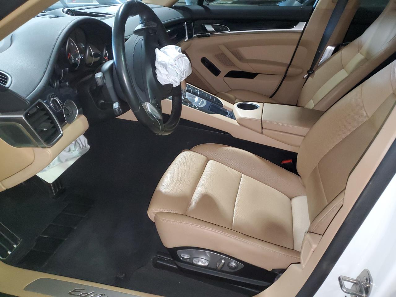2016 Porsche Panamera 2 VIN: WP0AA2A73GL002844 Lot: 49814995
