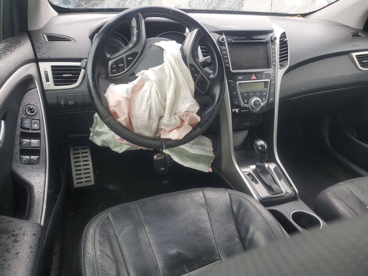 2014 Hyundai Elantra - Image 8