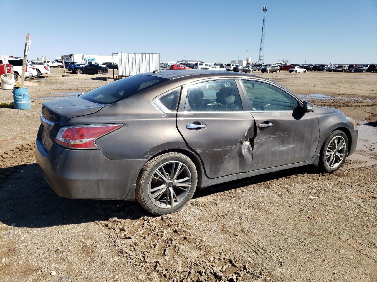 2014 Nissan Altima - Image 3
