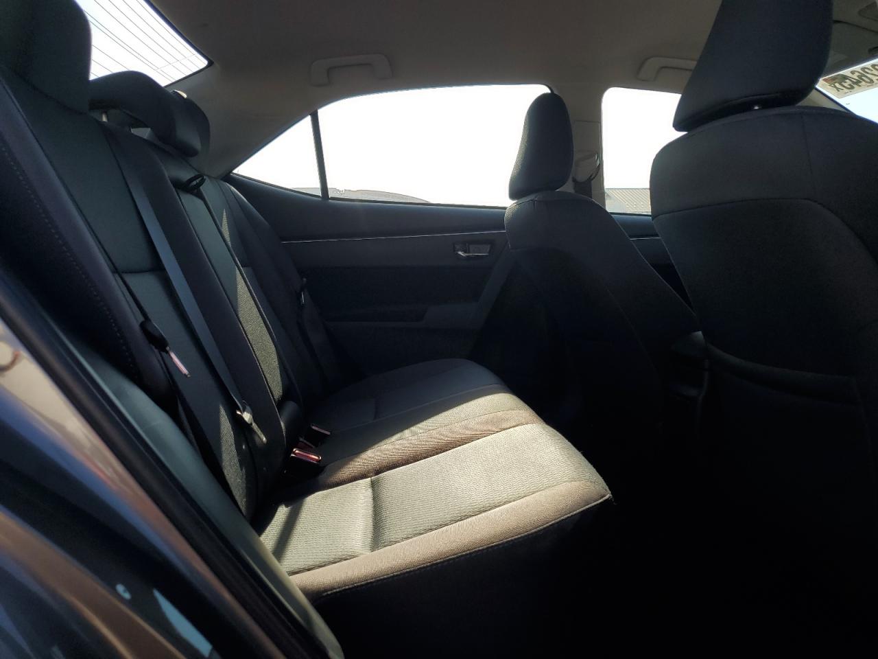 2017 Toyota Corolla - Image 10