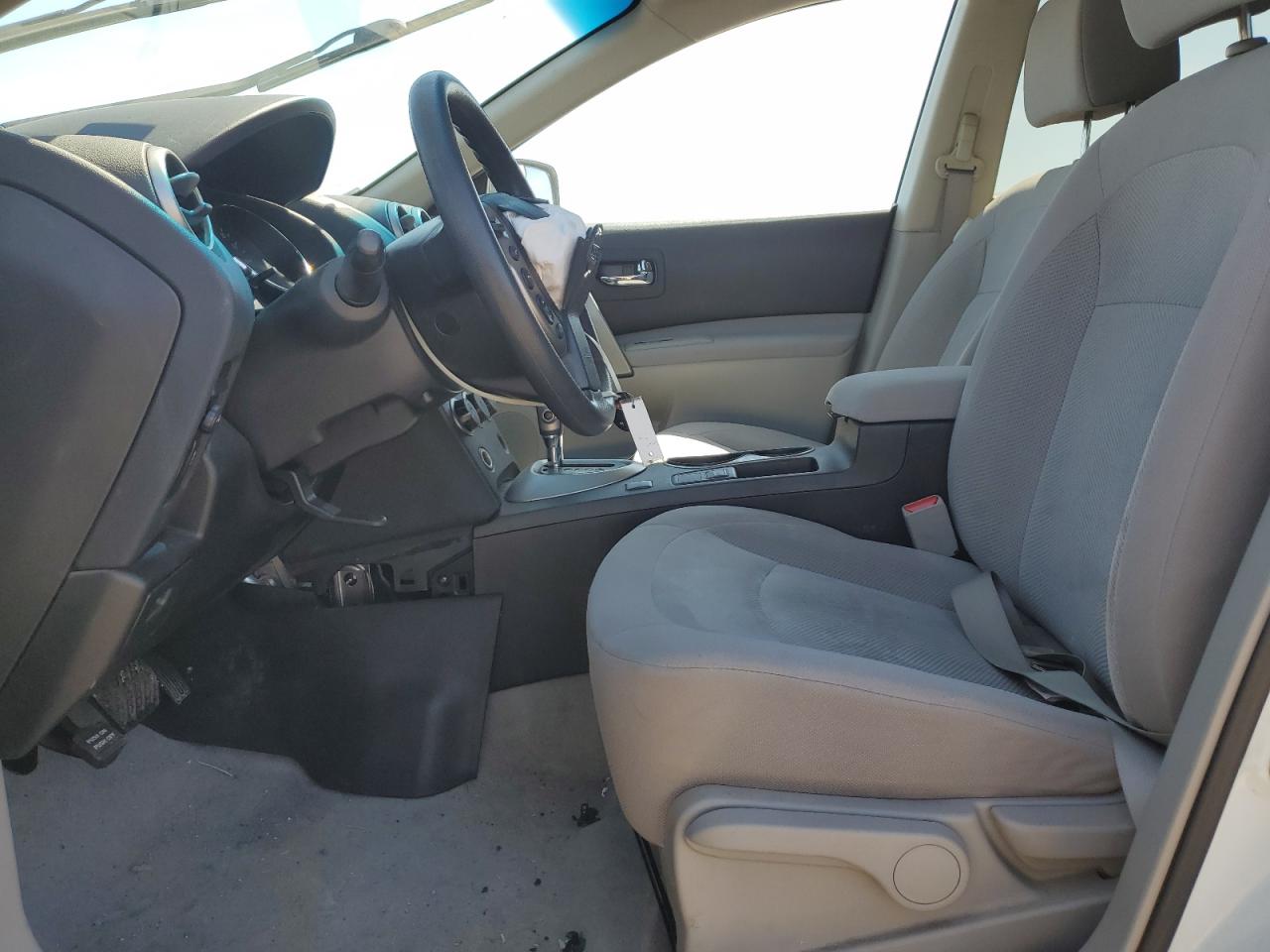 2015 Nissan Rogue - Image 7