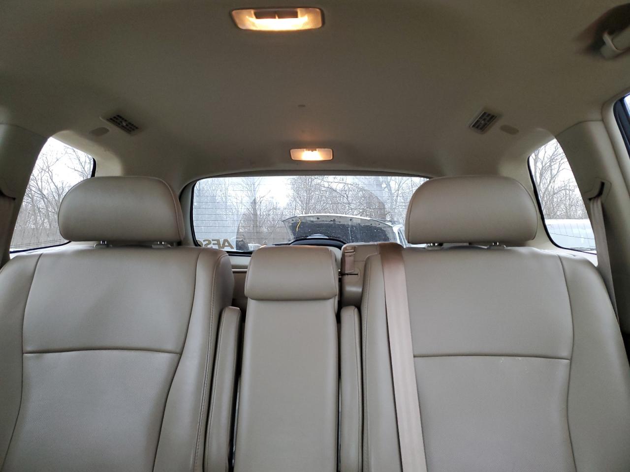 2013 Toyota Highlander - Image 10