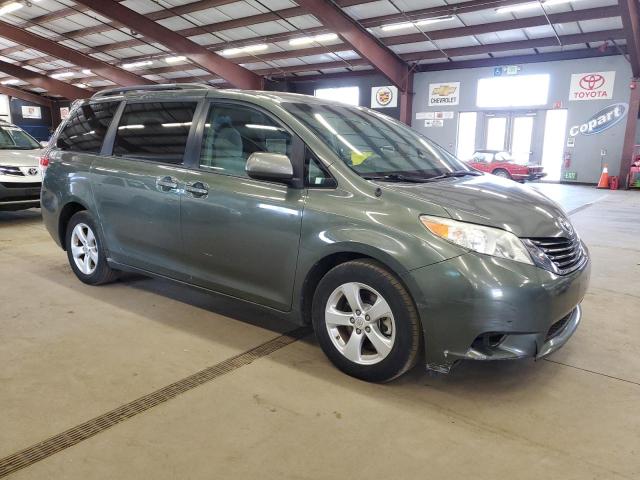 2011 TOYOTA SIENNA LE