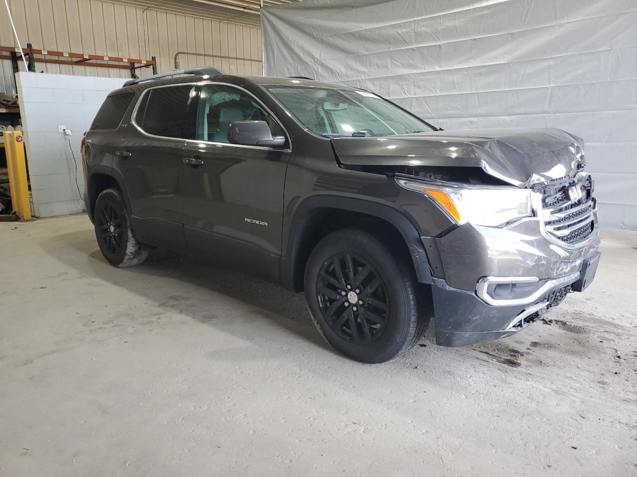 2019 GMC Acadia - Image 4