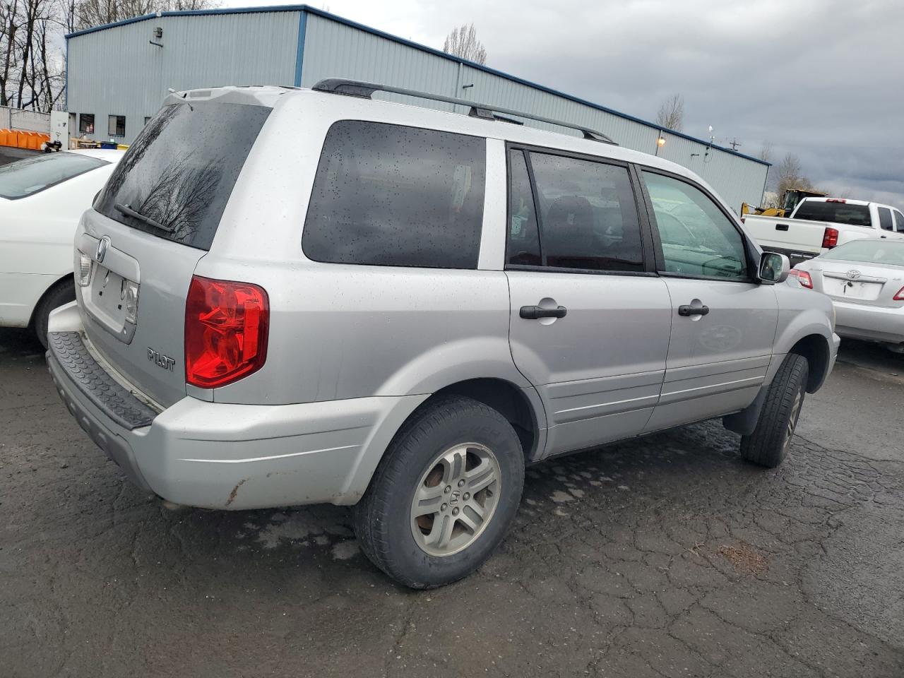 2004 Honda Pilot - Image 3