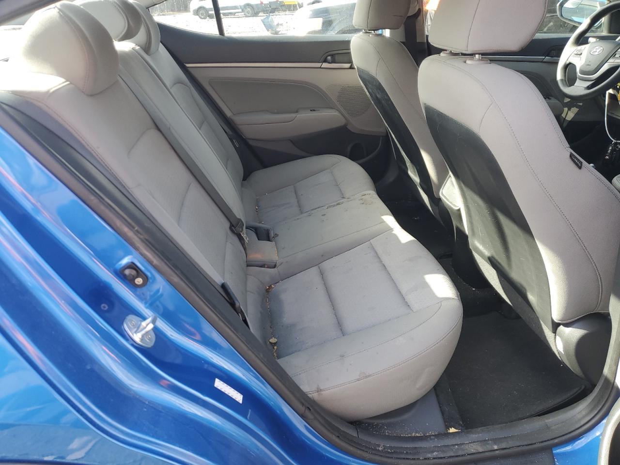 2017 Hyundai Elantra - Image 10