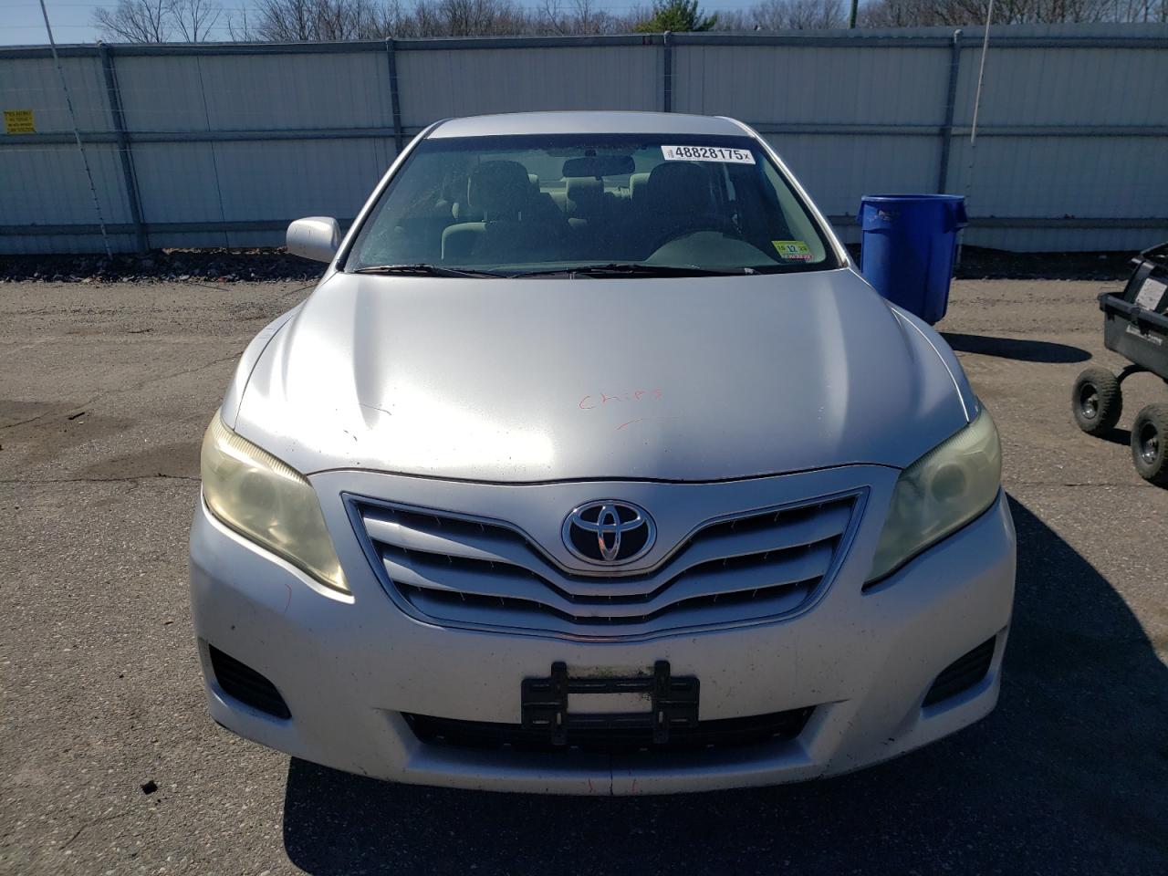 2010 Toyota Camry - Image 5