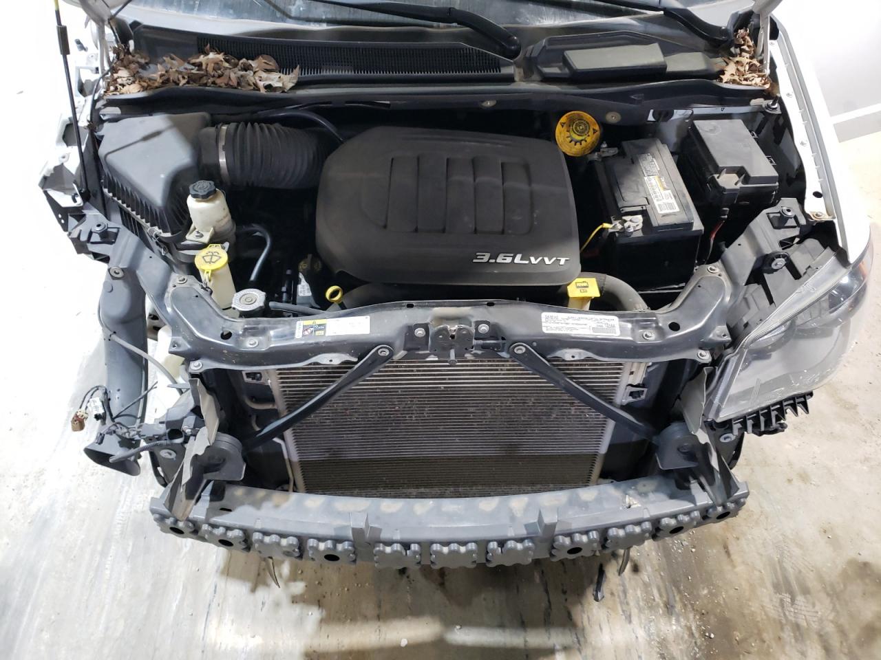 2018 Dodge Caravan - Image 12