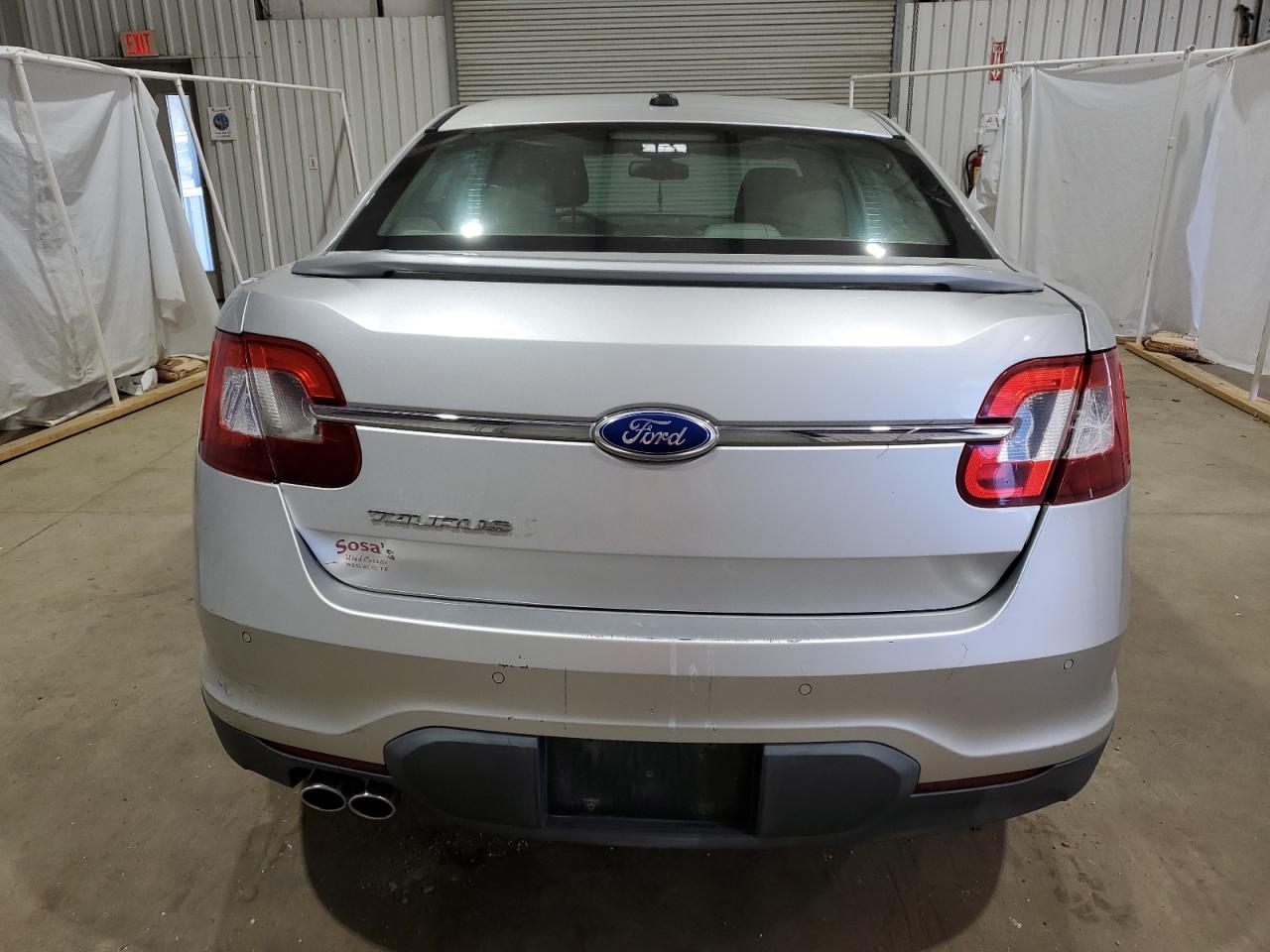 2012 Ford Taurus - Image 6