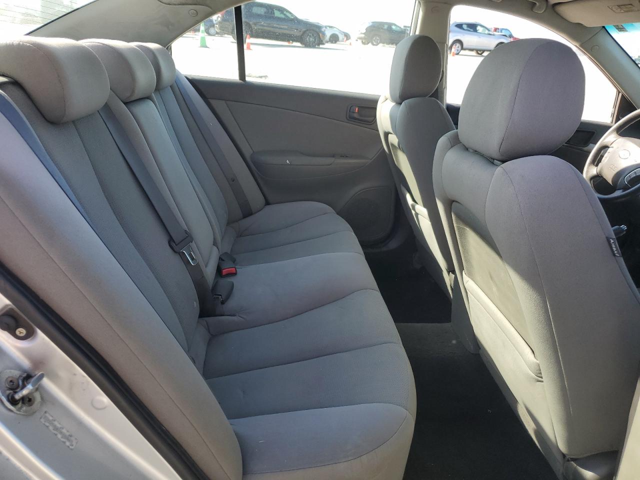2009 Hyundai Sonata - Image 10