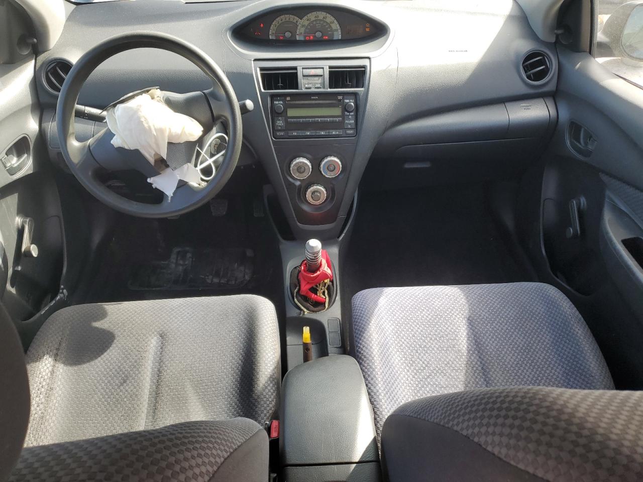2007 Toyota Yaris - Image 8