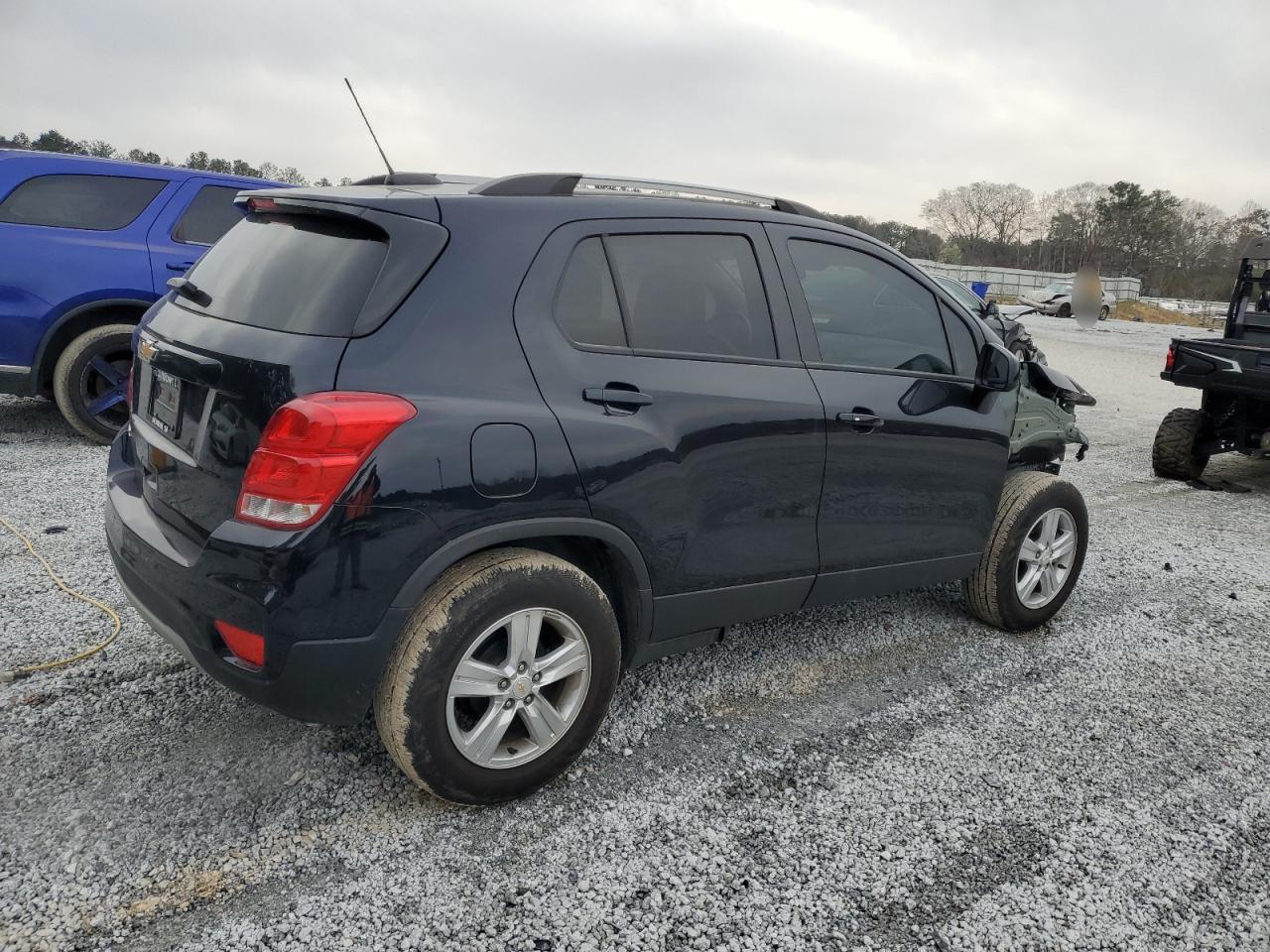 2022 Chevrolet Trax - Image 3