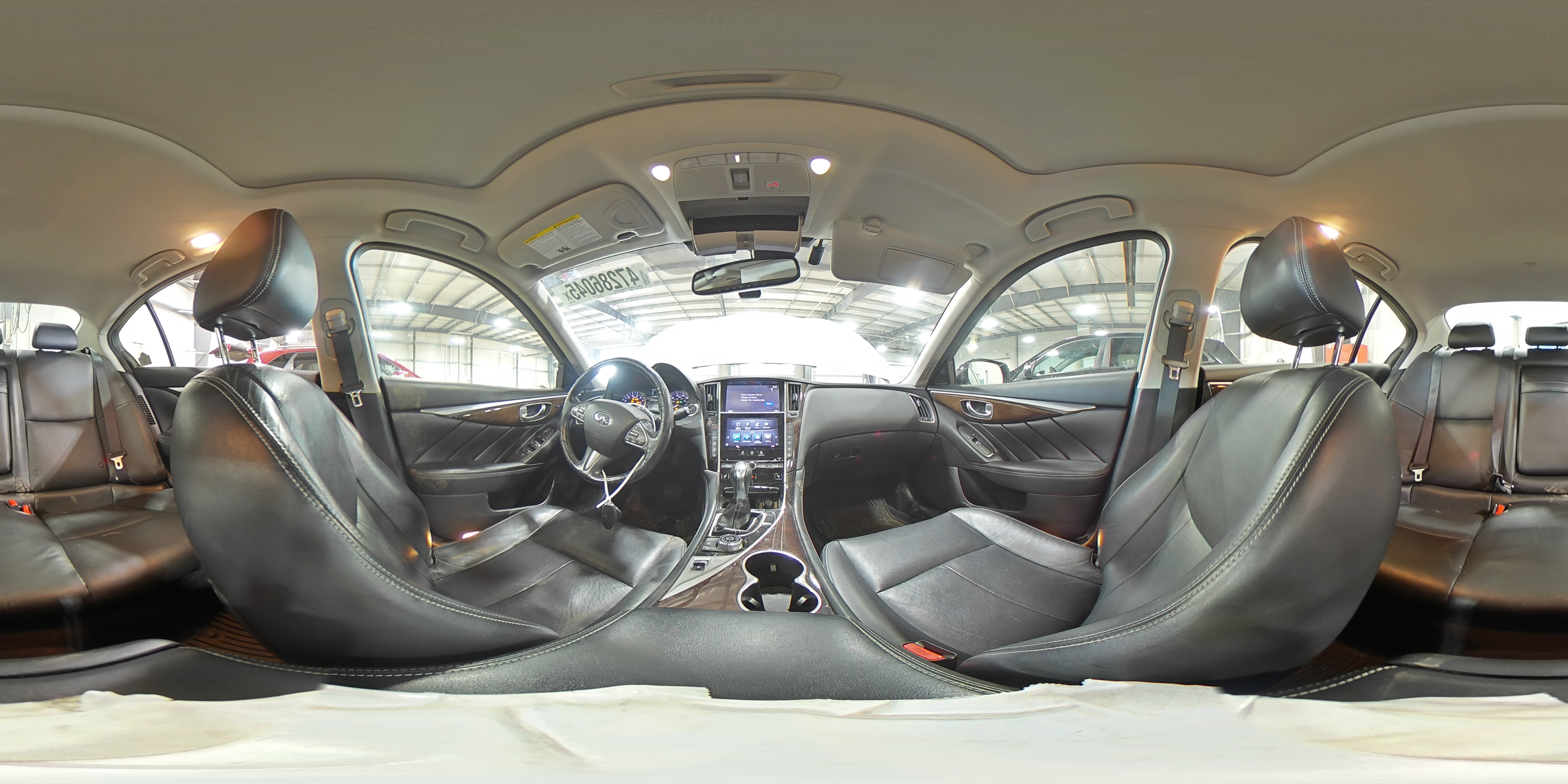 2015 Infiniti Q50 - Image 14