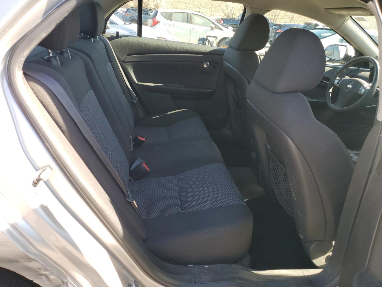 2010 Chevrolet Malibu - Image 10