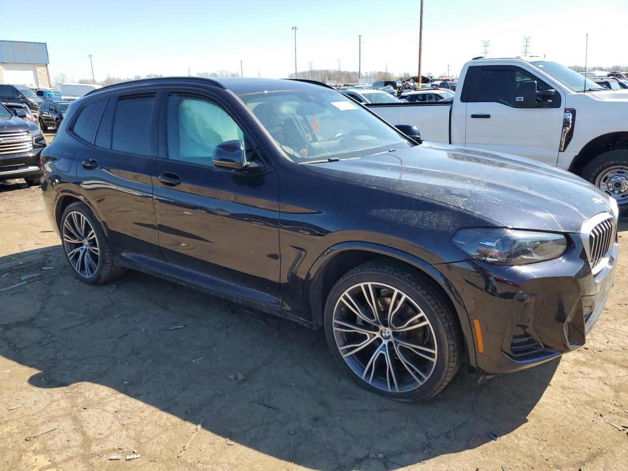 2022 BMW X3 - Image 4