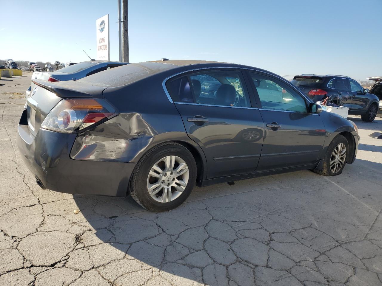2011 Nissan Altima - Image 3