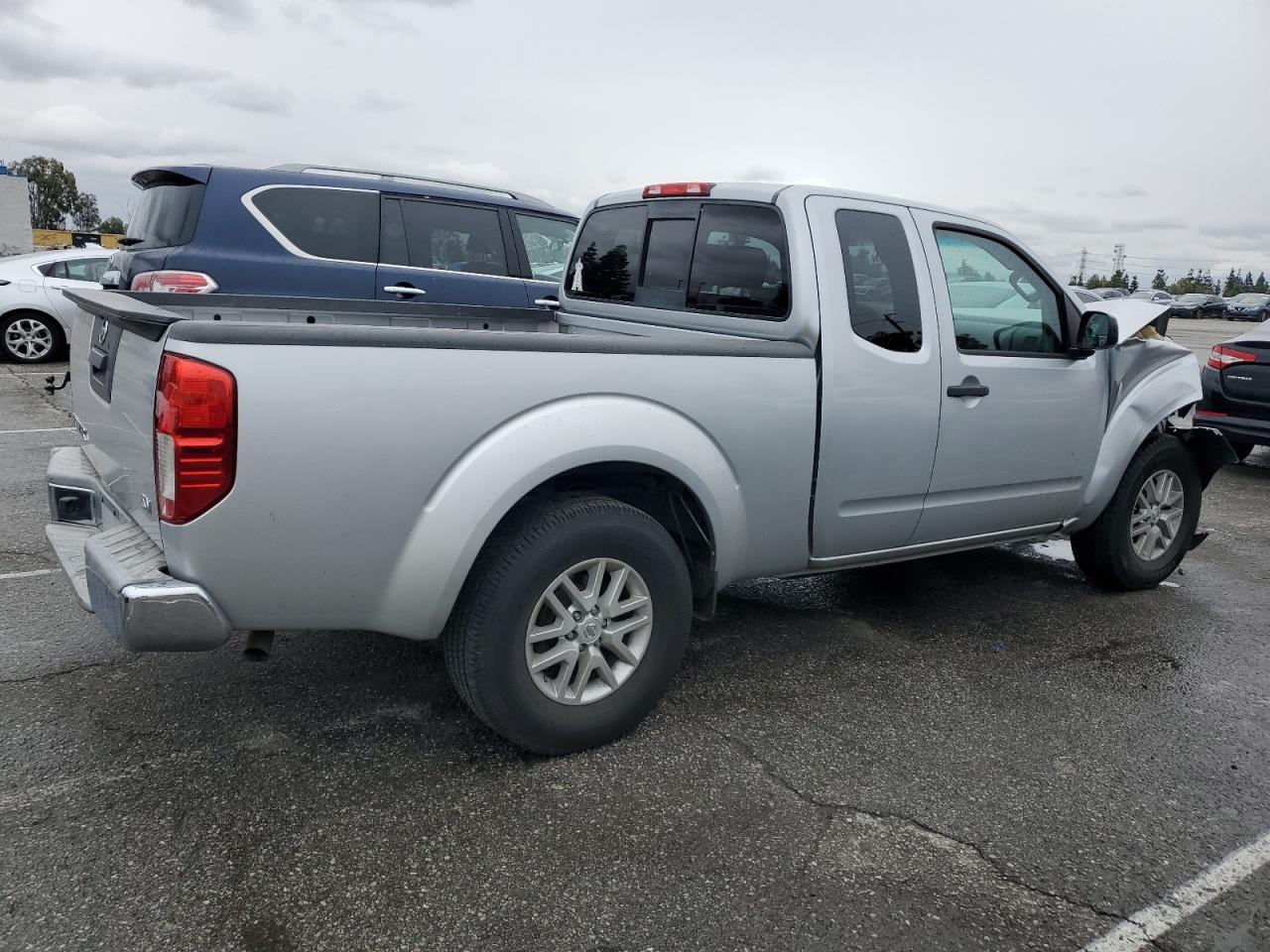 2015 Nissan Navara (Frontier) - Image 3