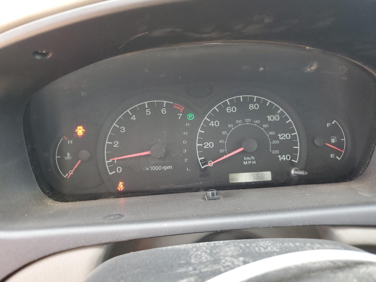 2001 Hyundai Elantra - Image 9