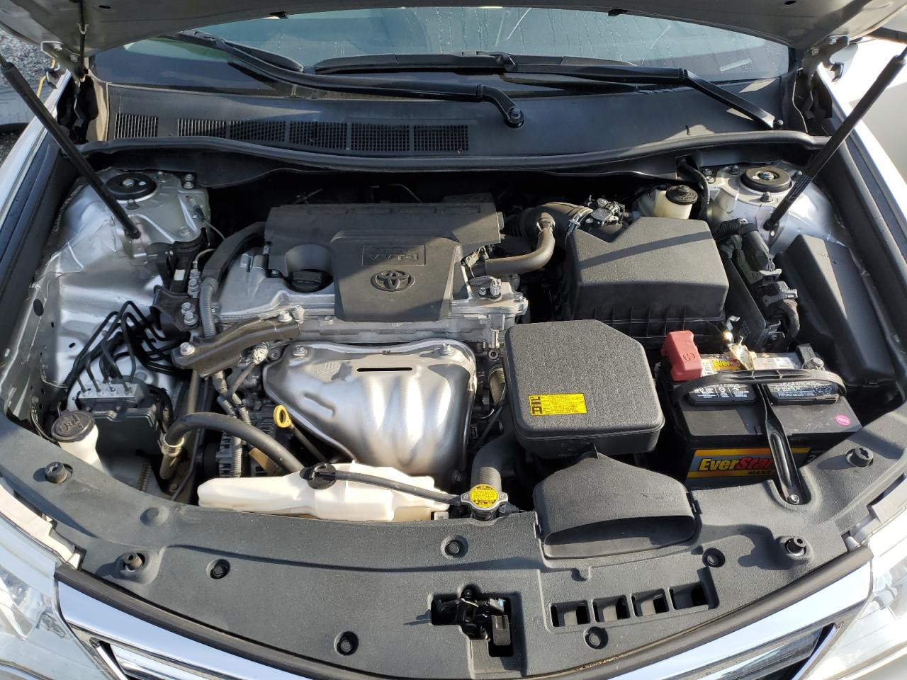 2012 Toyota Camry - Image 11