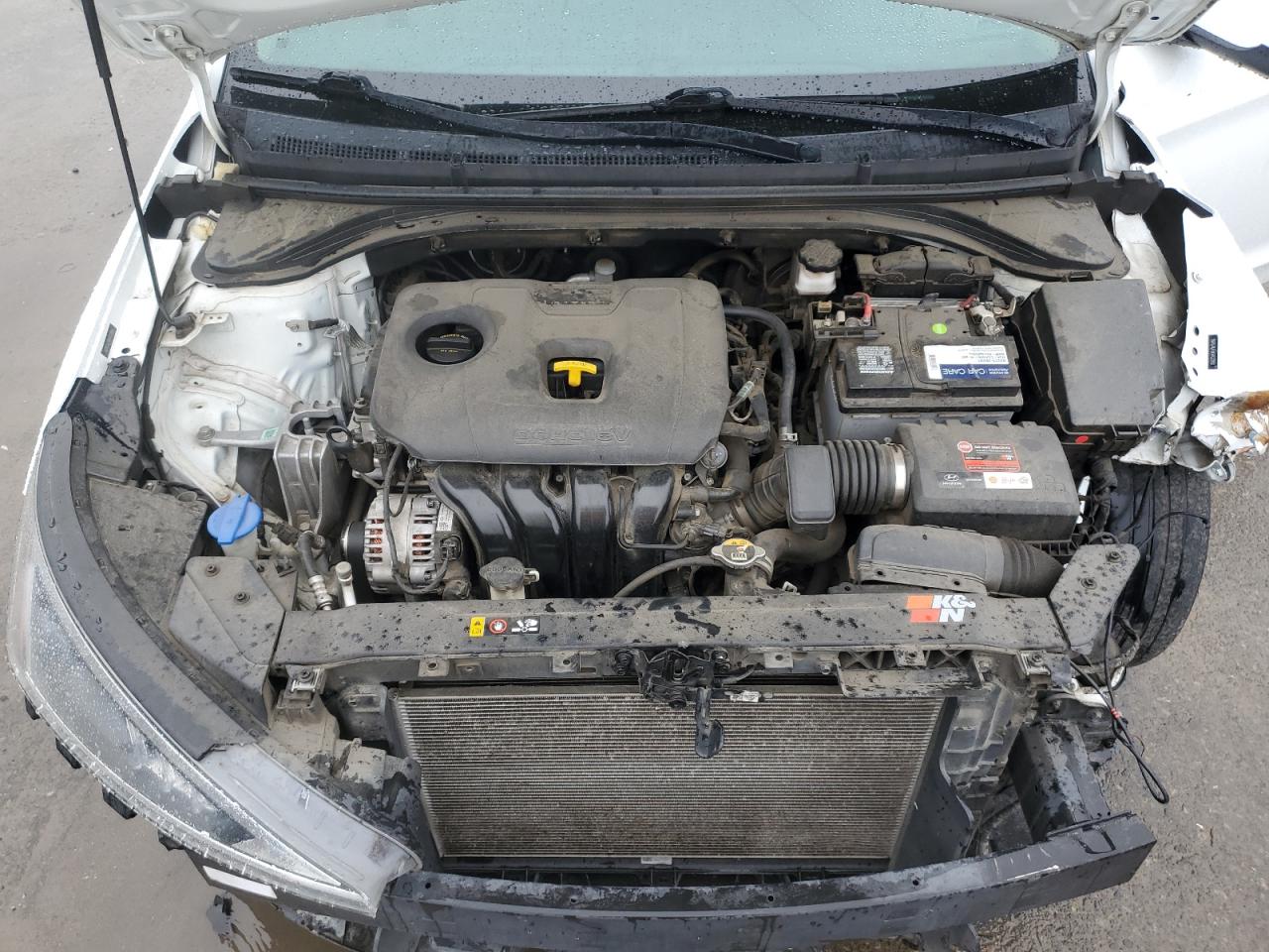 2019 Hyundai Elantra - Image 11