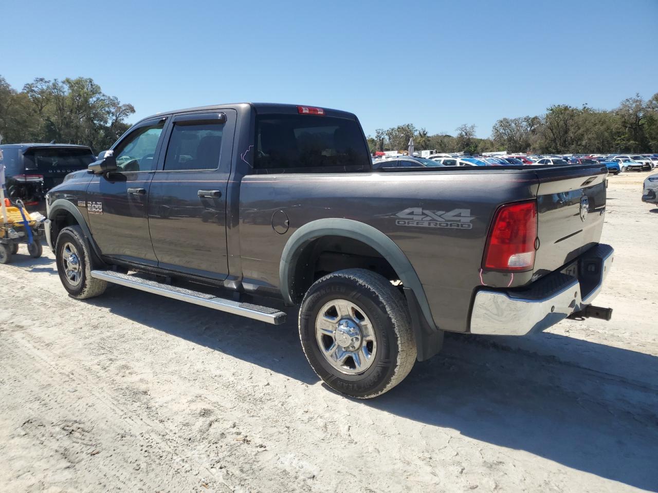 2017 RAM 2500 - Image 2
