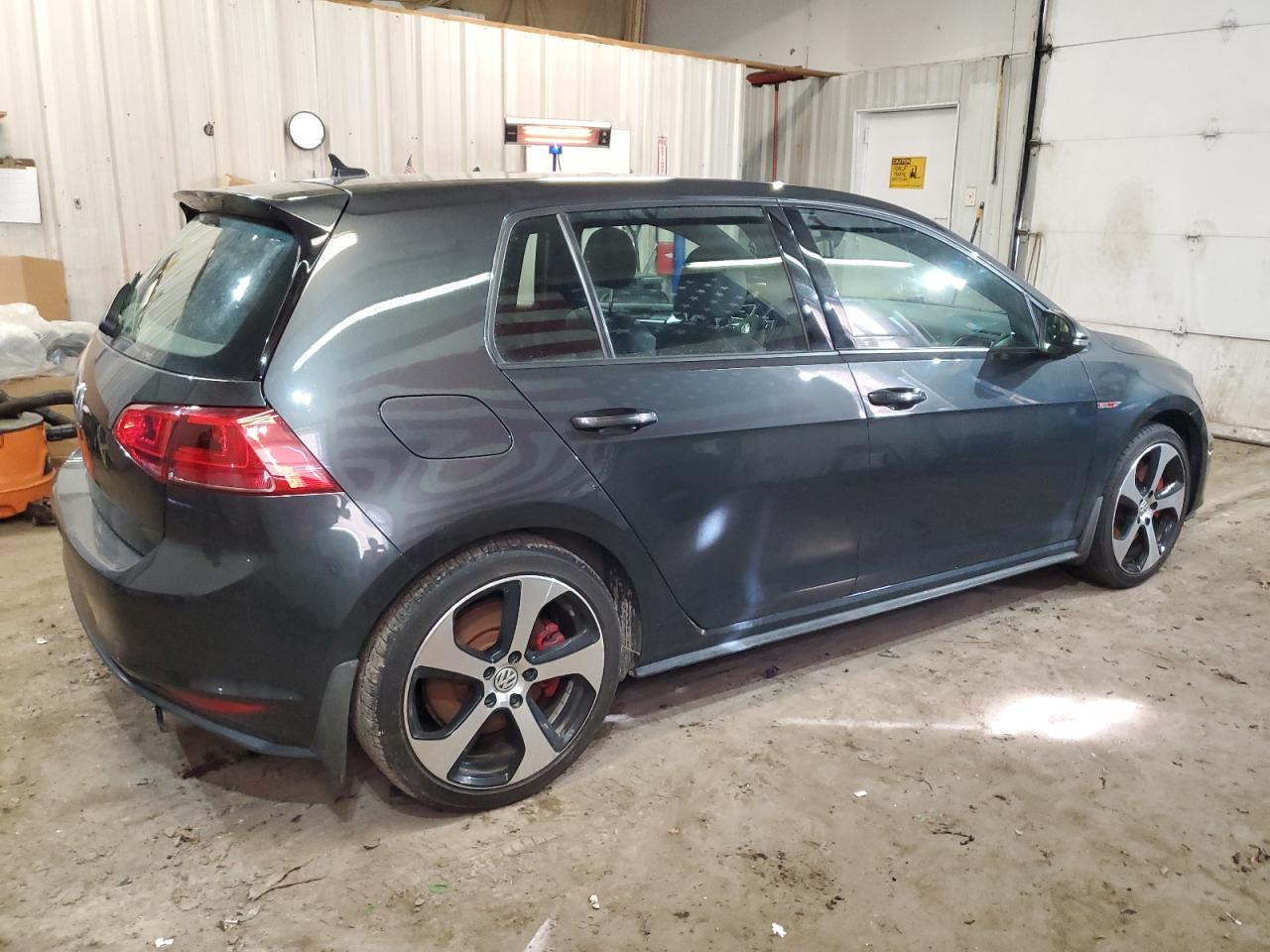 2017 Volkswagen GTI - Image 3