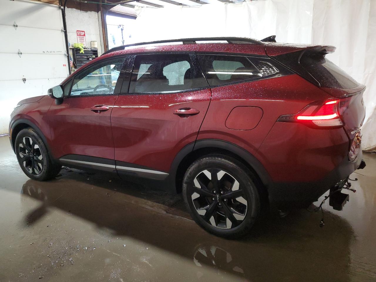 2023 Kia Sportage - Image 2