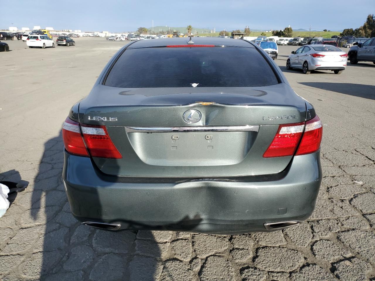 2008 Lexus LS - Image 6