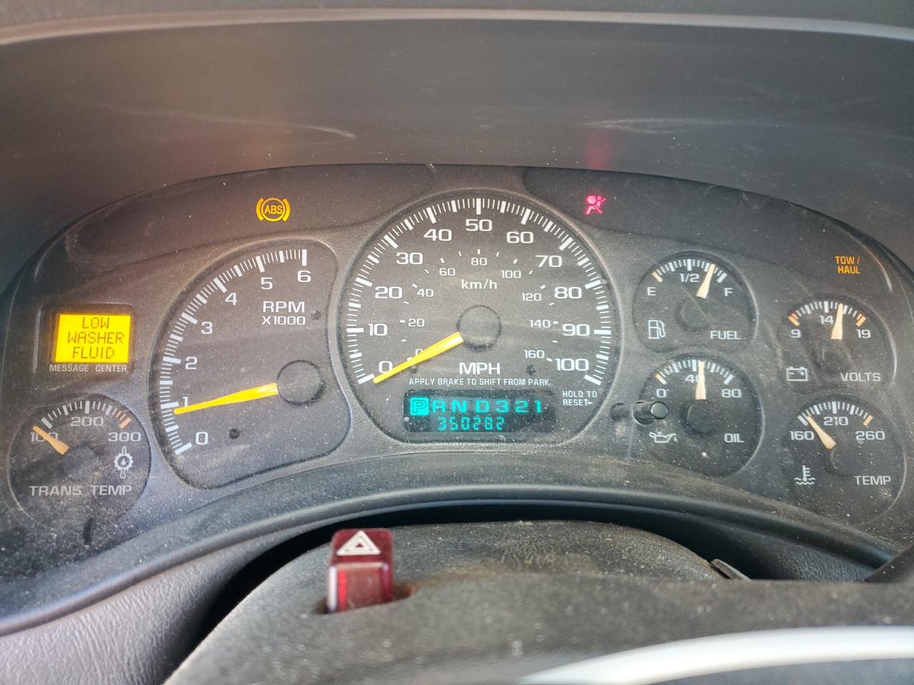 2000 Chevrolet Silverado - Image 9