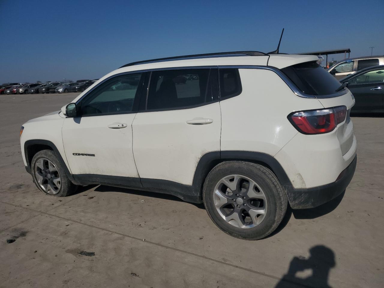 2020 Jeep Compass - Image 2