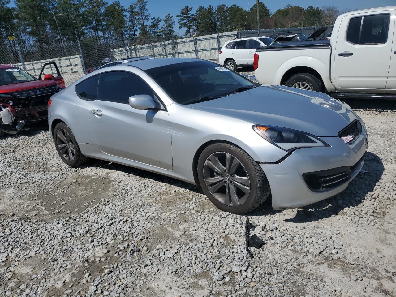 2010 Hyundai Genesis - Image 4