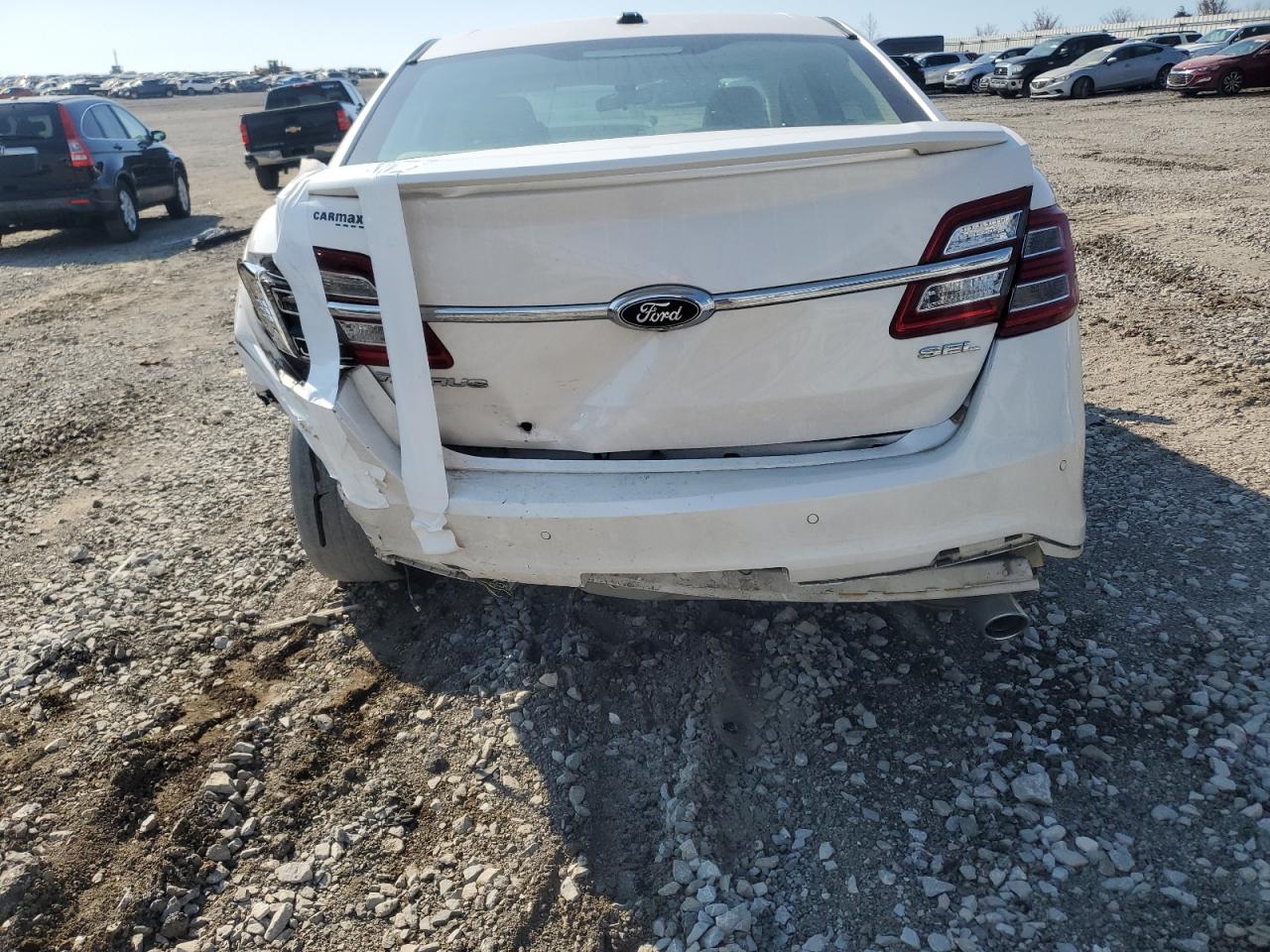 2019 Ford Taurus - Image 6