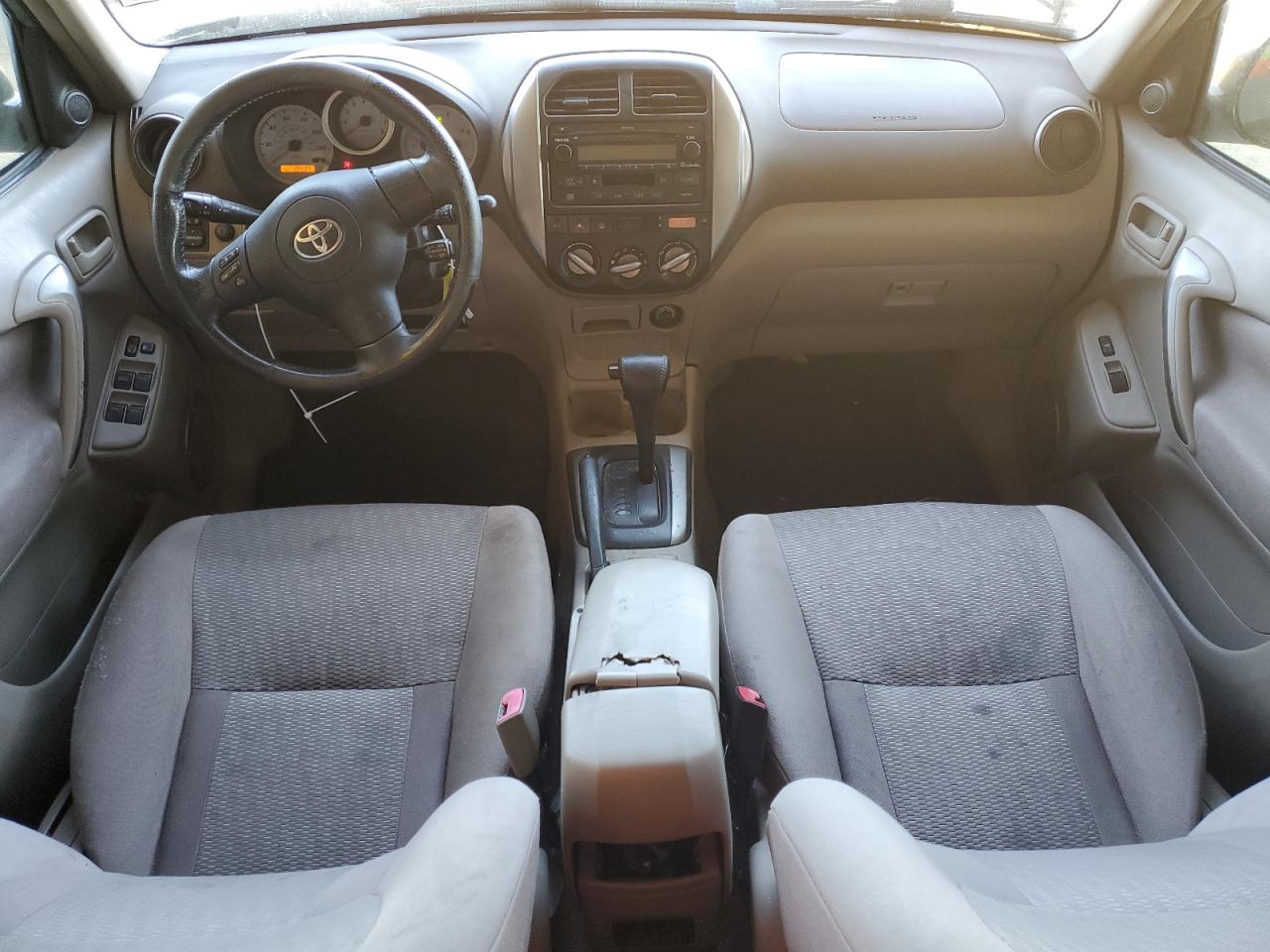 2004 Toyota RAV 4 - Image 8
