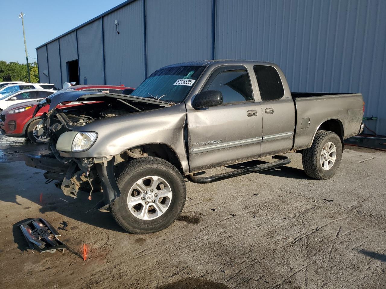 2004 Toyota Tundra Access Cab Sr5 for Sale in Apopka, FL - Front End
