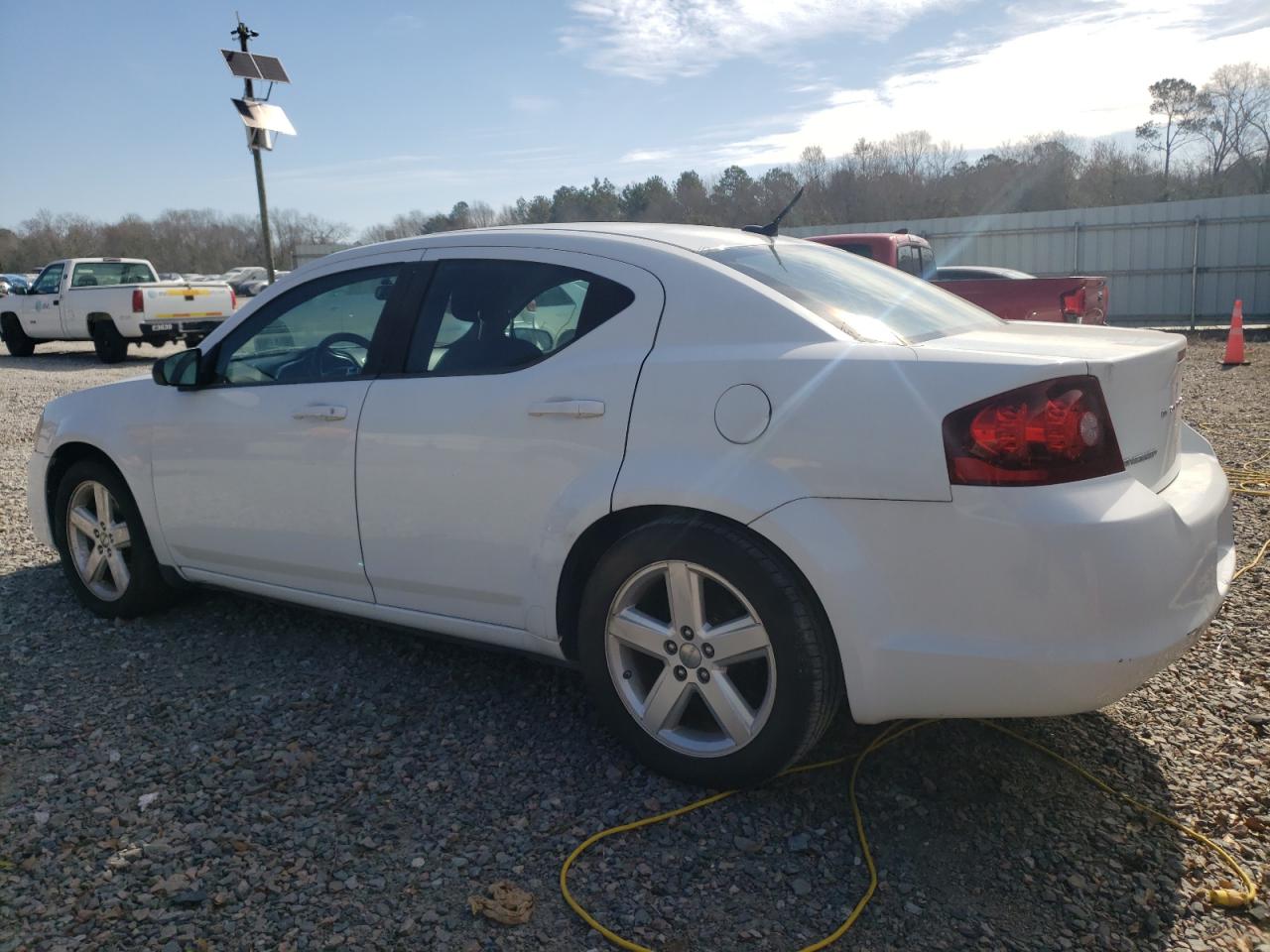 2013 Dodge Avenger - Image 2