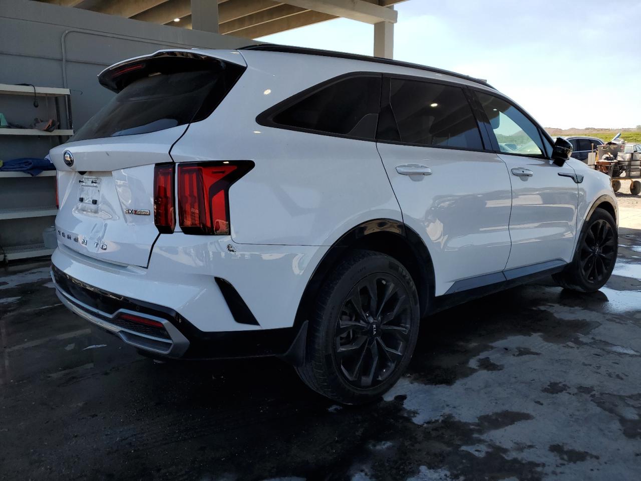 2021 Kia Sorento - Image 3