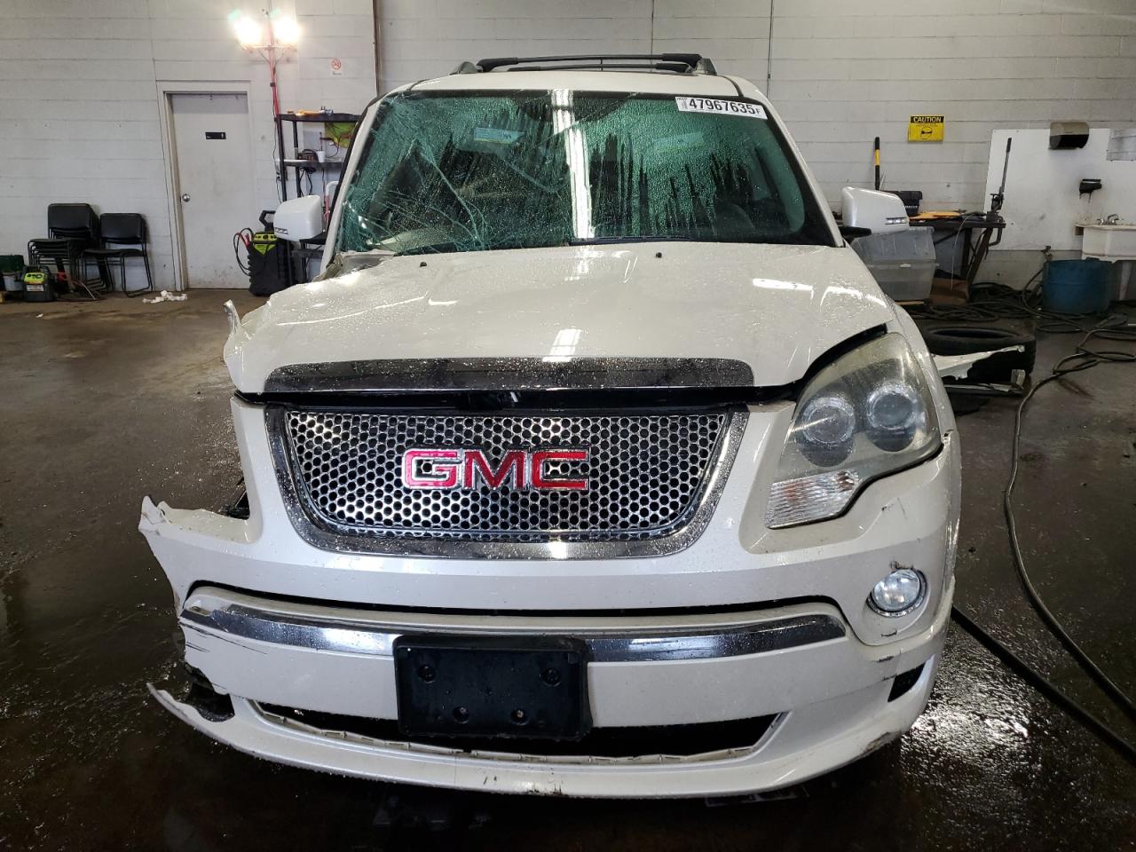 2011 GMC Acadia - Image 5