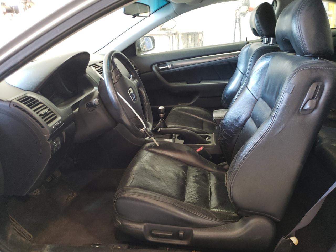 2004 Honda Accord - Image 7