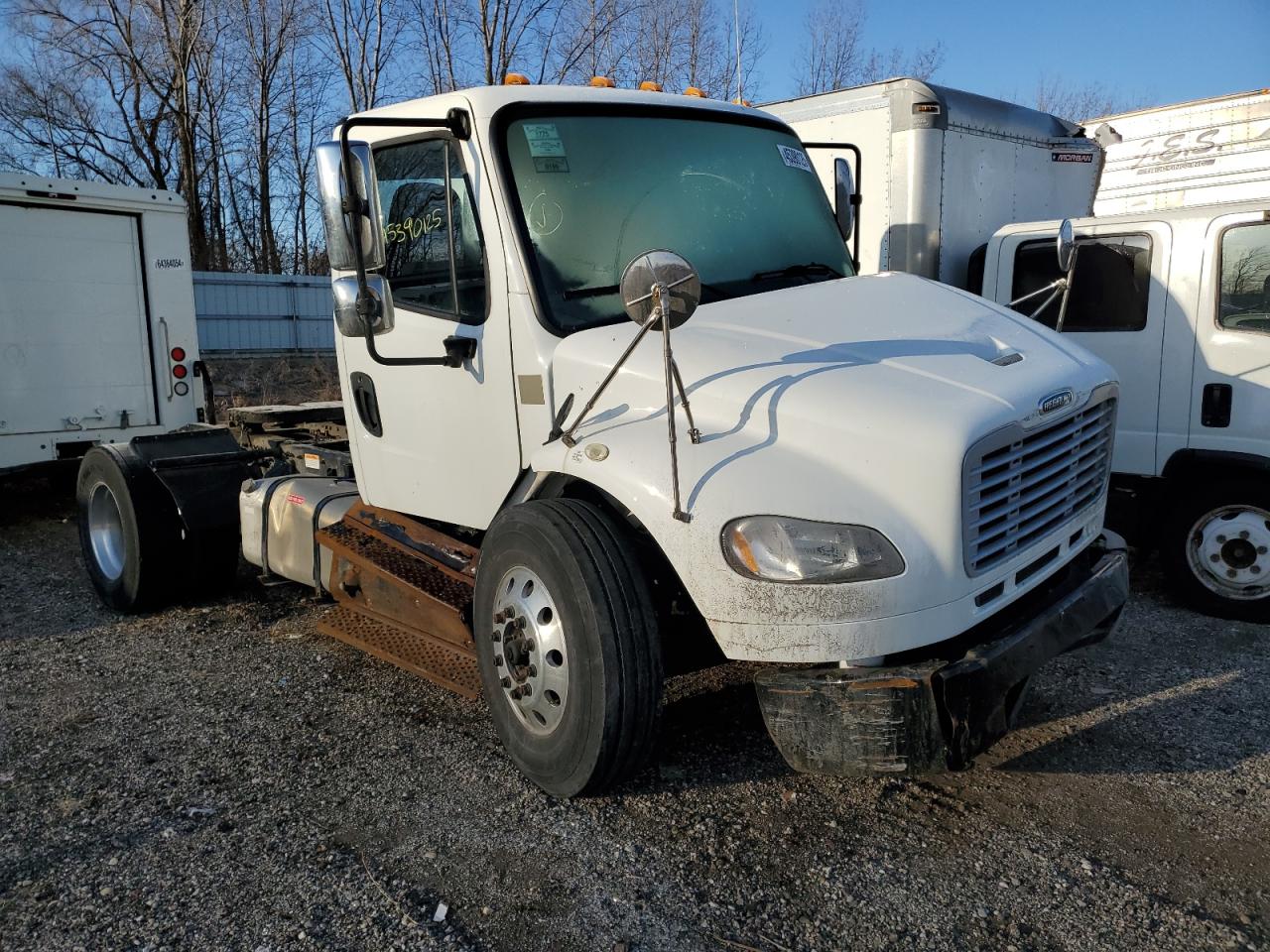 2018 Freightliner Business Class M2 Semi Truck zu verkaufen in Davison, MI - Front End