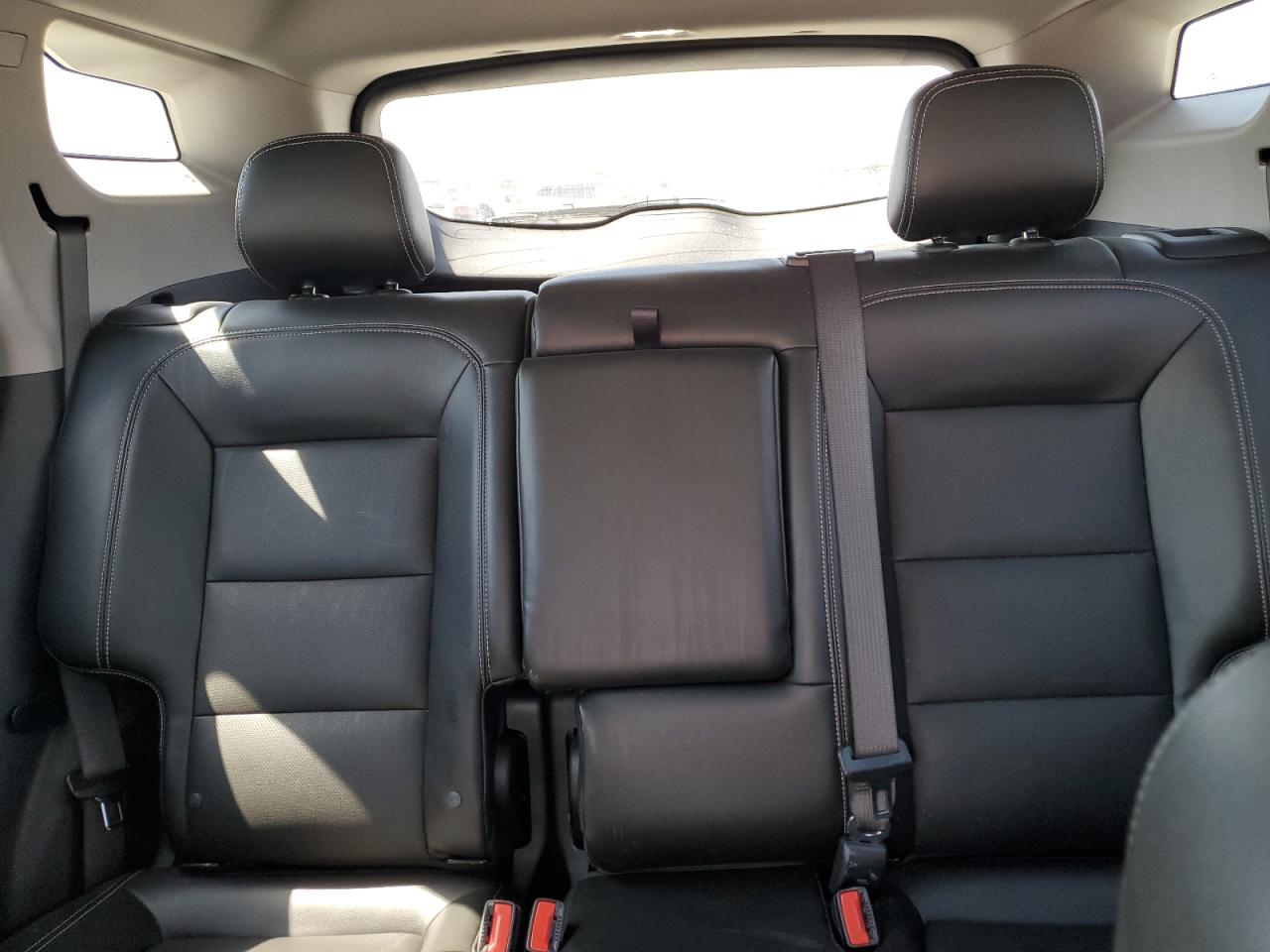2022 GMC Terrain - Image 10