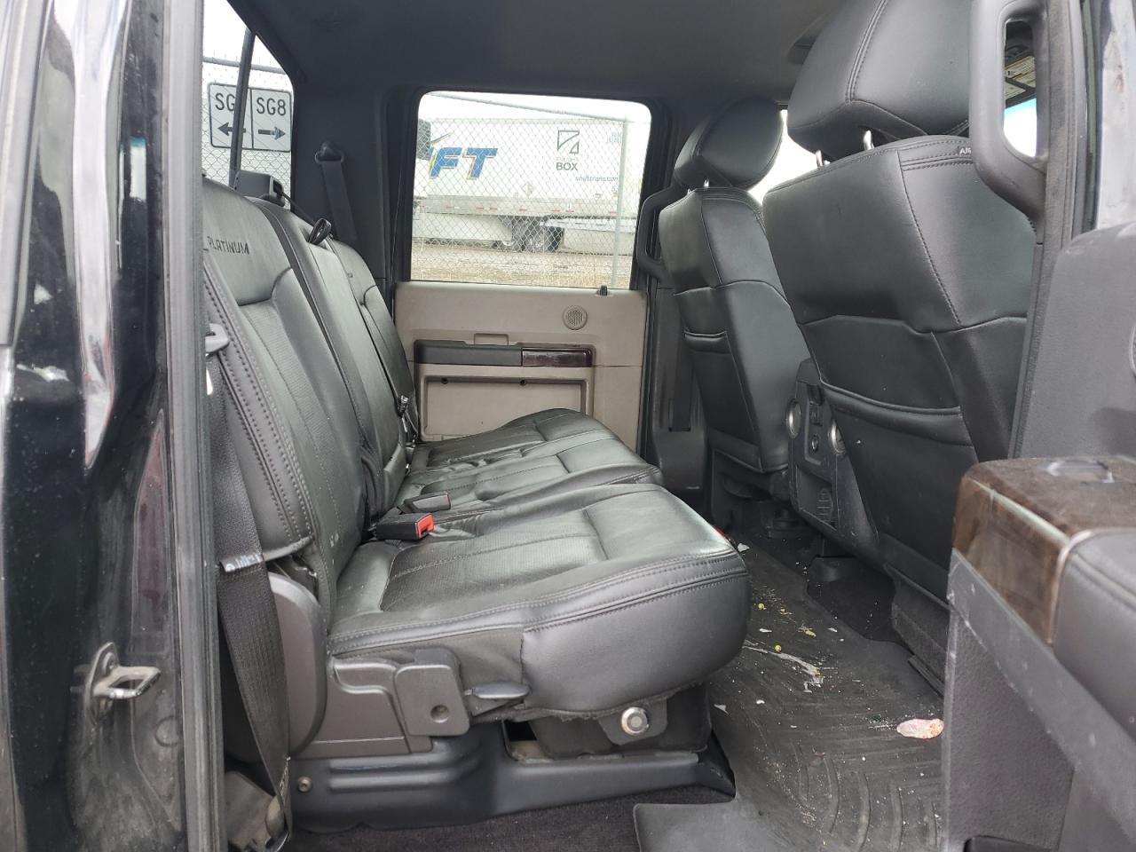 2015 Ford F350 - Image 10