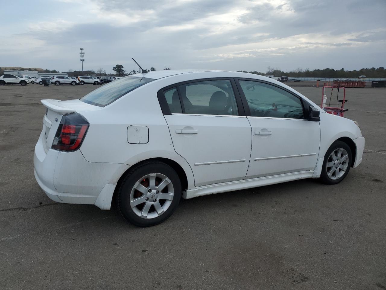 2009 Nissan Sentra - Image 3