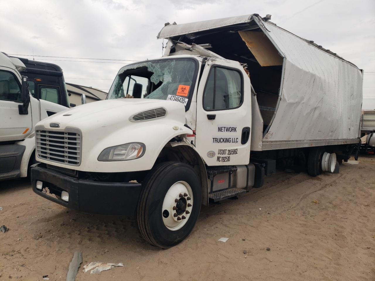 Albuquerque, NM에서 판매 중인 2018 Freightliner M2 106 Medium Duty - All Over