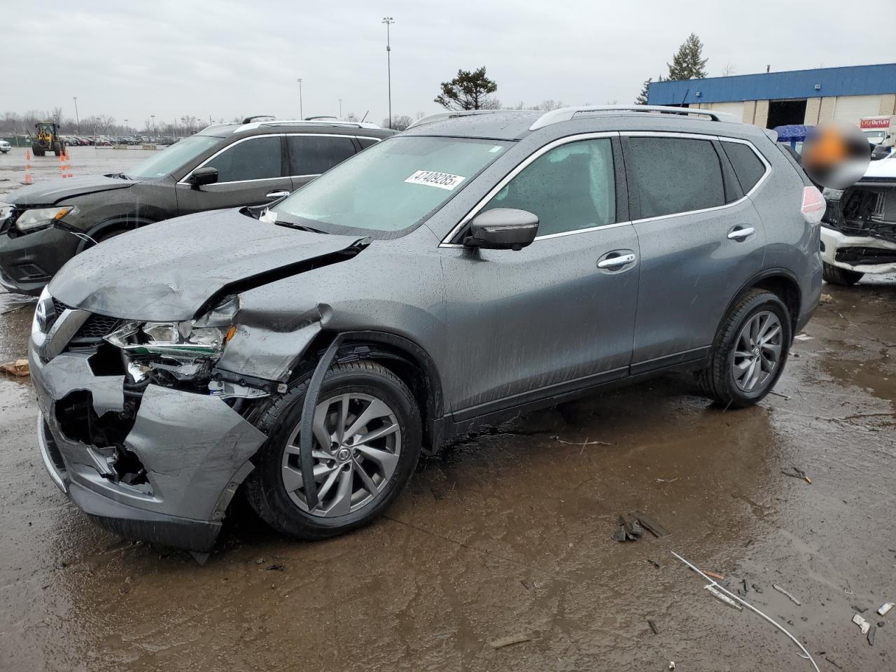 2016 Nissan Rogue - Image 1